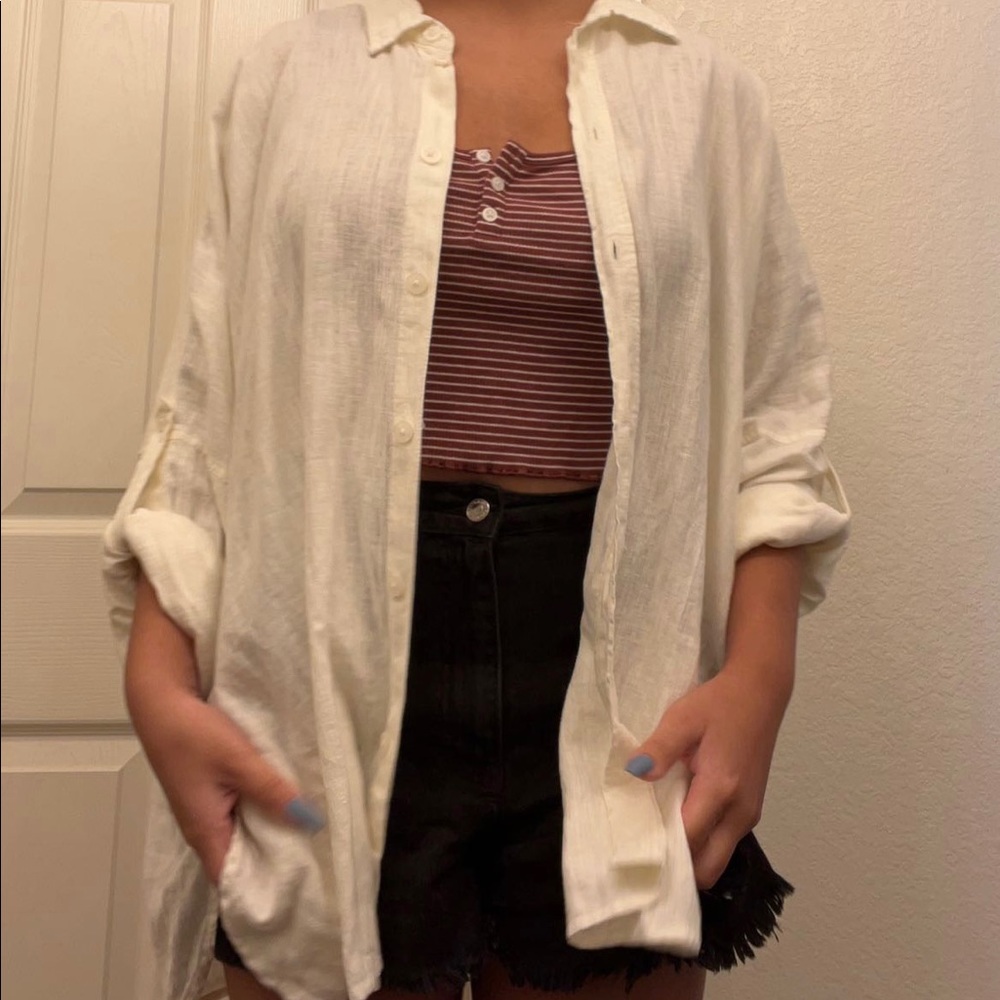 American eagle cream button up!